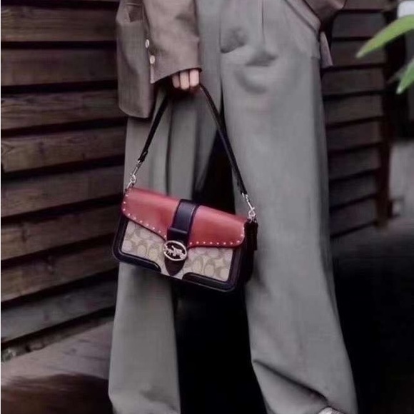 Coach Georgie Shoulder Bag In Colorblock Signature Canvas With Rivets - Picture 1 of 16